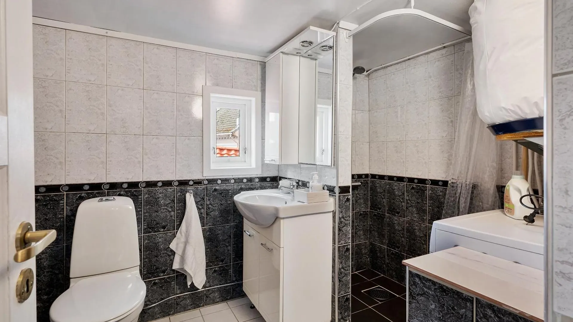 3 Bedroom Apartment In Heart Of Bergen Norway