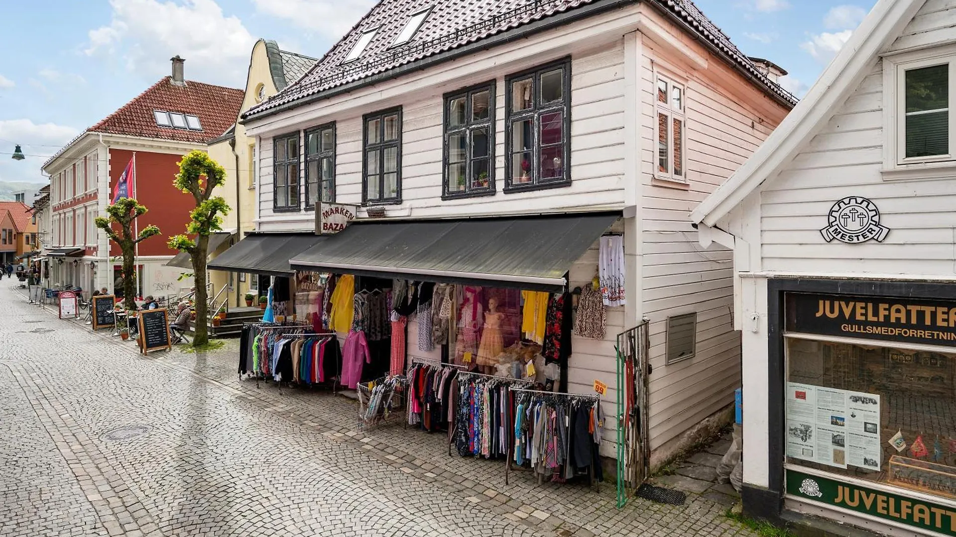 3 Bedroom Apartment In Heart Of Bergen