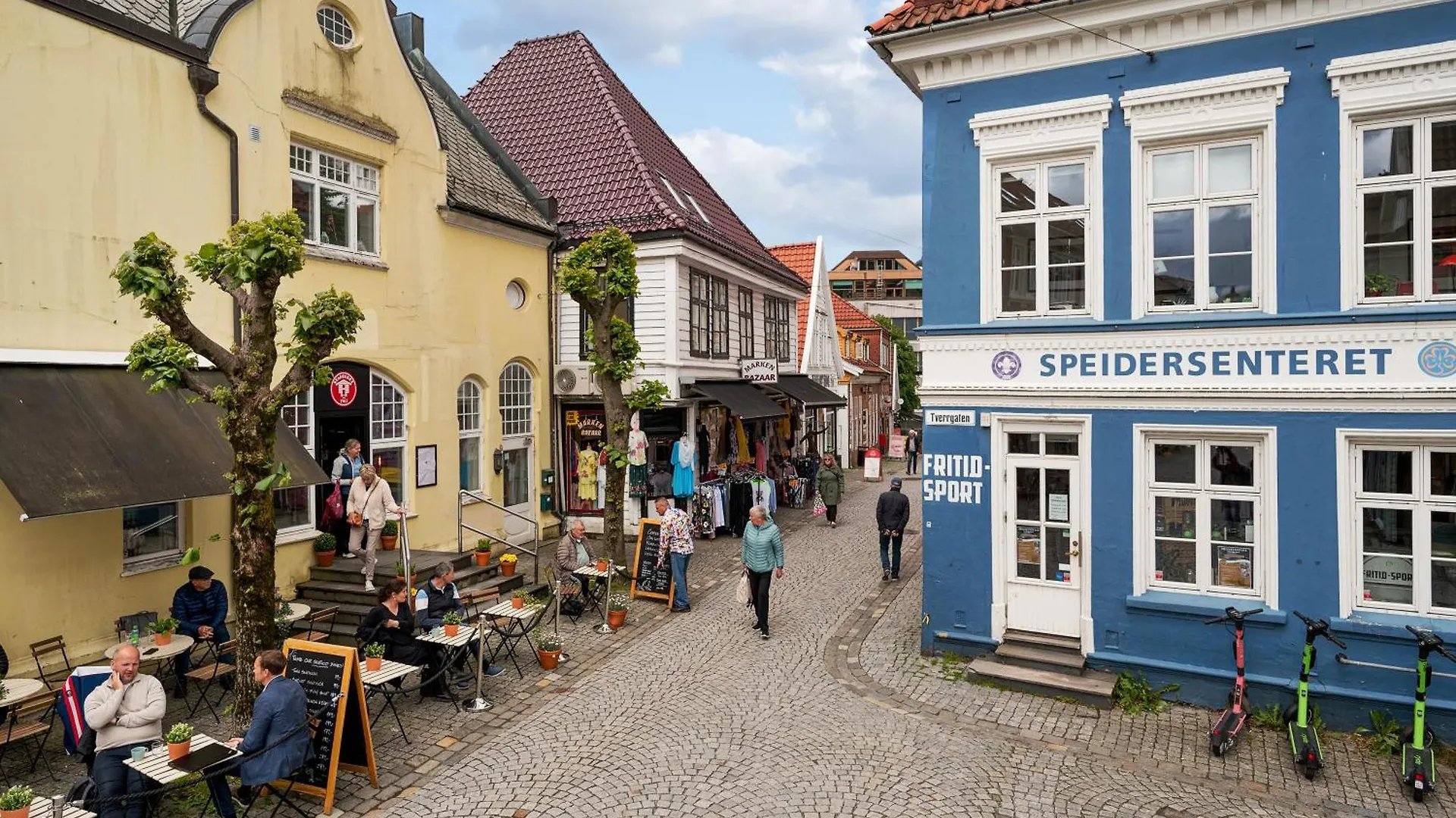 3 Bedroom Apartment In Heart Of Bergen